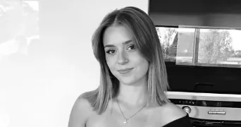 jade pet sitter à CORMELLES LE ROYAL 14123