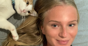 axelle pet sitter à PARIS 15 75015_0