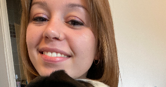 camille pet sitter à MAUGES SUR LOIRE 49290_0