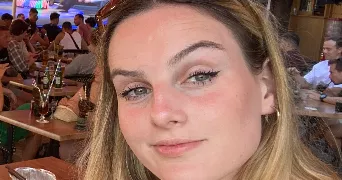 juliette pet sitter à Paris 75019