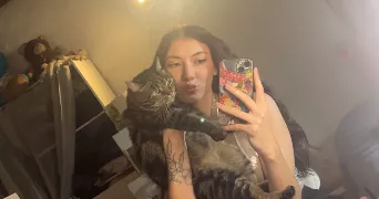 eve pet sitter à LES CHATELETS 28270