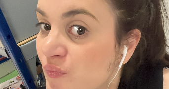 melanie pet sitter à BAIS 35680_0