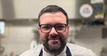 alexandre pet sitter à LE PONTET 84130