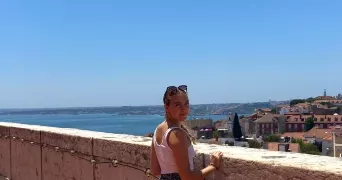 lison pet sitter à LARDY 91510