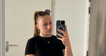 emelyne pet sitter à TALANT 21240