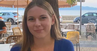 ambre pet sitter à ST PRIEST 69800