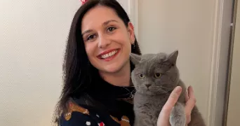 julia pet sitter à PARIS 75004