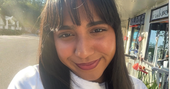 kshitija pet sitter à BOURAY SUR JUINE 91850_1