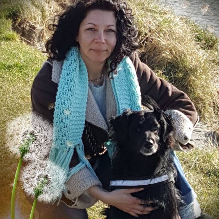 Sylvia pet sitter à Saint-Aubin-de-Terregatte 50240