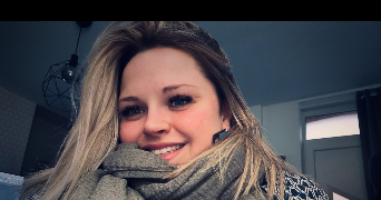 camille pet sitter à DOUCHY LES MINES 59282_0