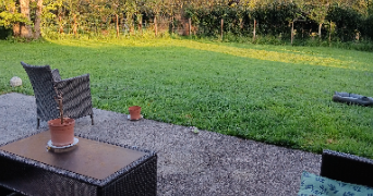julie pet sitter à VILLERS FARLAY 39600_1