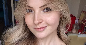 charlène pet sitter à UCHAUX 84100