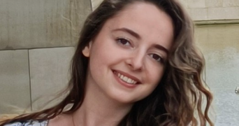 chloé pet sitter à SAUVAGNON 64230_0