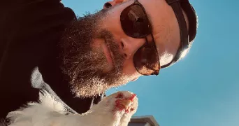 romain pet sitter à FOUR 38080