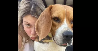 charlotte pet sitter à LA FARLEDE 83210