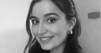 louise pet sitter à BORDEAUX 33200