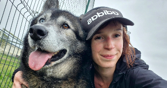 emelyne pet sitter à LA COURONNE 16400_0