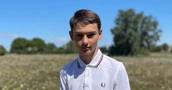 yanis pet sitter à TRELAZE 49800