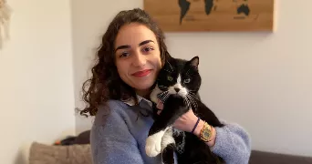 laura pet sitter à CONFLANS STE HONORINE 78700