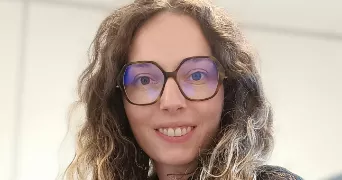 julie pet sitter à ST JEAN DE BOURNAY 38440