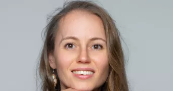 chevtchenko pet sitter à VALENSOLE 04210