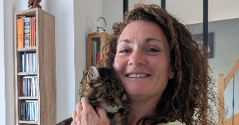 anaïs pet sitter à NEUVILLE AUX BOIS 45170_0