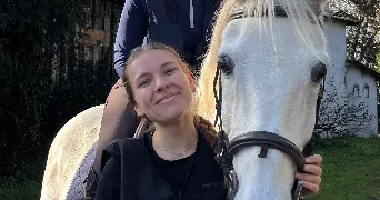 louise pet sitter à PAU 64000