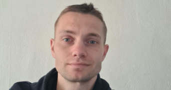 edouard pet sitter à LALLAING 59167_0