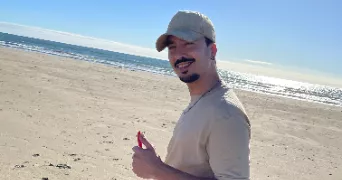 léo pet sitter à CARQUEIRANNE 83320