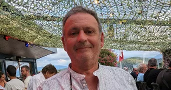 olivier pet sitter à VALENTINE 31800