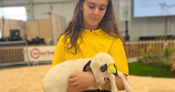 enna pet sitter à DECINES CHARPIEU 69150_2