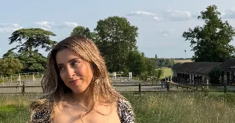 hayat pet sitter à ST MAUR DES FOSSES 94100