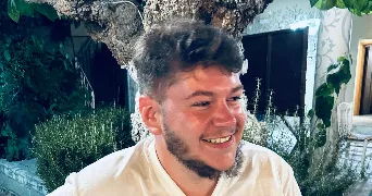 fabian pet sitter à BAZEILLES 08140