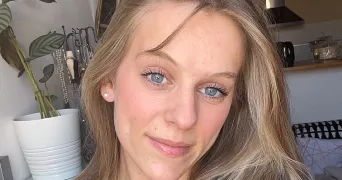 marion pet sitter à NIMES 30900