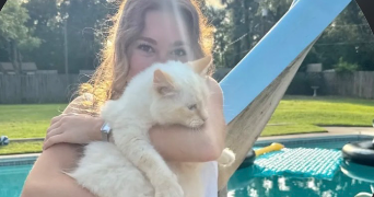 fleur pet sitter à CROZES HERMITAGE 26600_8