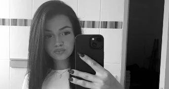 chloe pet sitter à BEAUZAC 43590