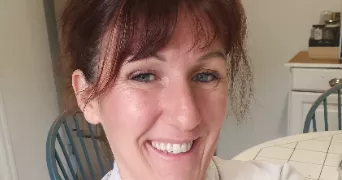 celine pet sitter à AUCHY LES HESDIN 62770