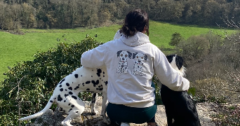 mélanie pet sitter à VAUX 03190_3