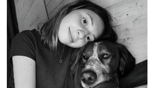 florine pet sitter à PERONNAS 01960_0