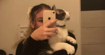 sarah pet sitter à HURIGNY 71870