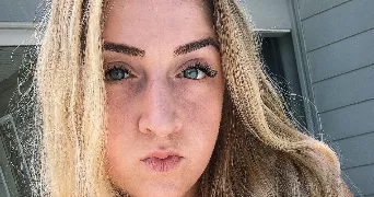 alycia pet sitter à OEYRELUY 40180