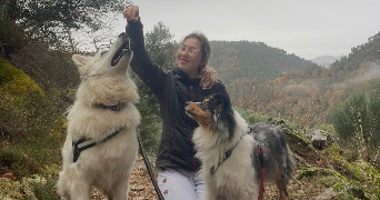 fleur pet sitter à CROZES HERMITAGE 26600_2