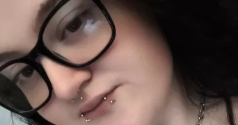 nolwenn pet sitter à VIEUX CHARMONT 25600