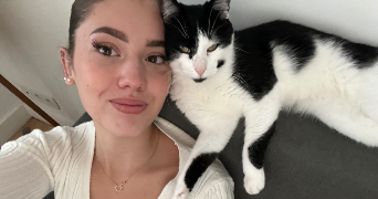 sarah pet sitter à L ISLE ADAM 95290_1