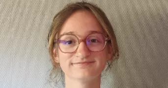 léa pet sitter à GOMMENEC H 22290