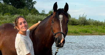solène pet sitter à UZEMAIN 88220_4