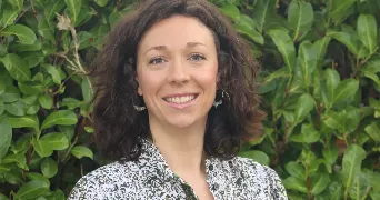 pauline pet sitter à BOSROUMOIS 27670
