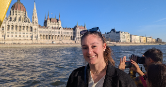 jade pet sitter à PERRIERS SUR ANDELLE 27910_0