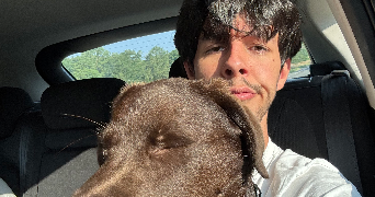 hugo pet sitter à LAVAL 53000_1