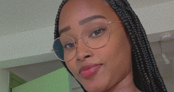 veronique pet sitter à LOUVRES 95380_0